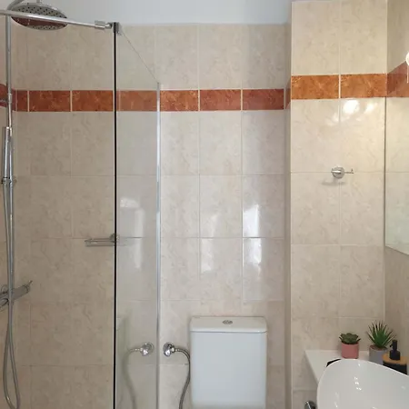 Apartment Old Port - 3min Walk To - Ac - Wifi
